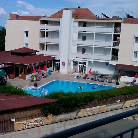 Elena Apartmanhotel